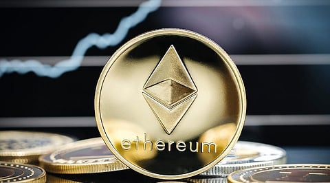 Bitcoin (BTC) and Ethereum (ETH) witness price volatility as Gnox Token (GNOX) enters its presale stage.