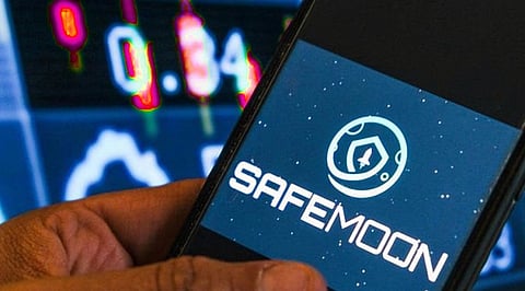 Crypto Analysts Share 4 Reasons Safemoon Price Growth is Trailing Bitgert This July