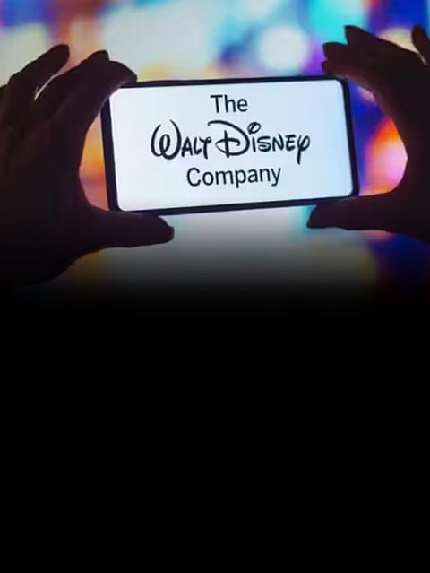 Disney announces a second wave of layoffs, laying off thousands of employees.