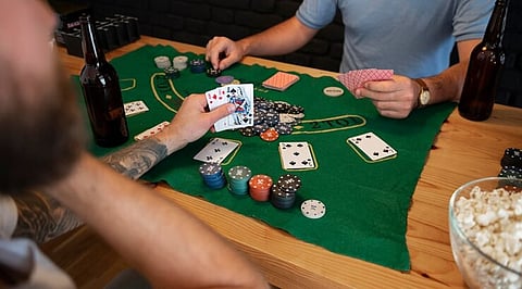 Diving Into the Basics: Essential Poker Rules Every Amateur Player Should Know