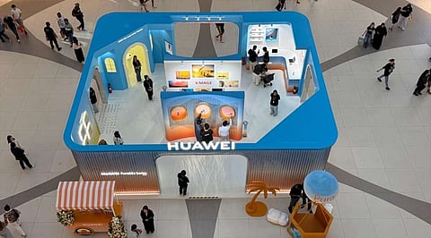 Huawei Transforms Dubai Mall into a Hands-on Smartphone Camera Experience