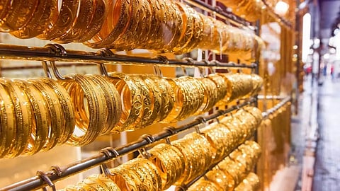 Dubai Gold Prices Fall to AED 491.75 After Touching July High Above AED 500
