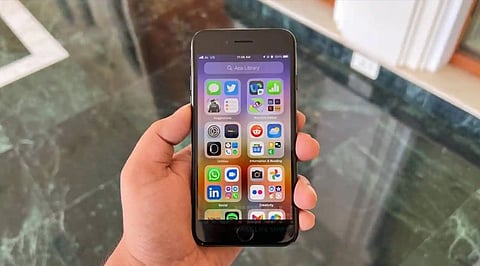 iPhone Camera Fogging in Dubai Heat? Avoid These Mistakes to Prevent Moisture Damage 