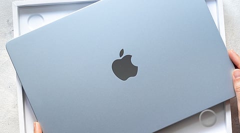 Apple Set to Debut Touch-Screen MacBook and New iPad Mini in Late October.jpg