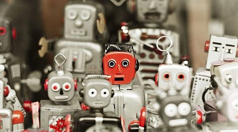 Russian Bots Inflate Fake Videos Ahead of US Midterms