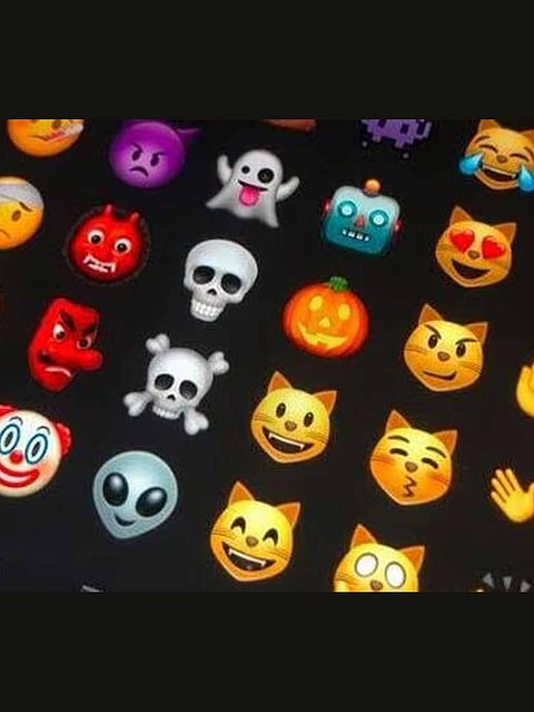 AI-Powered Emoji Customization