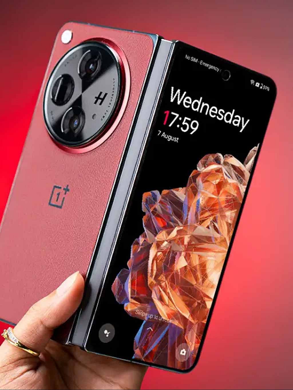 OnePlus Open Apex Edition Introduced in Crimson Shadow Color Variant