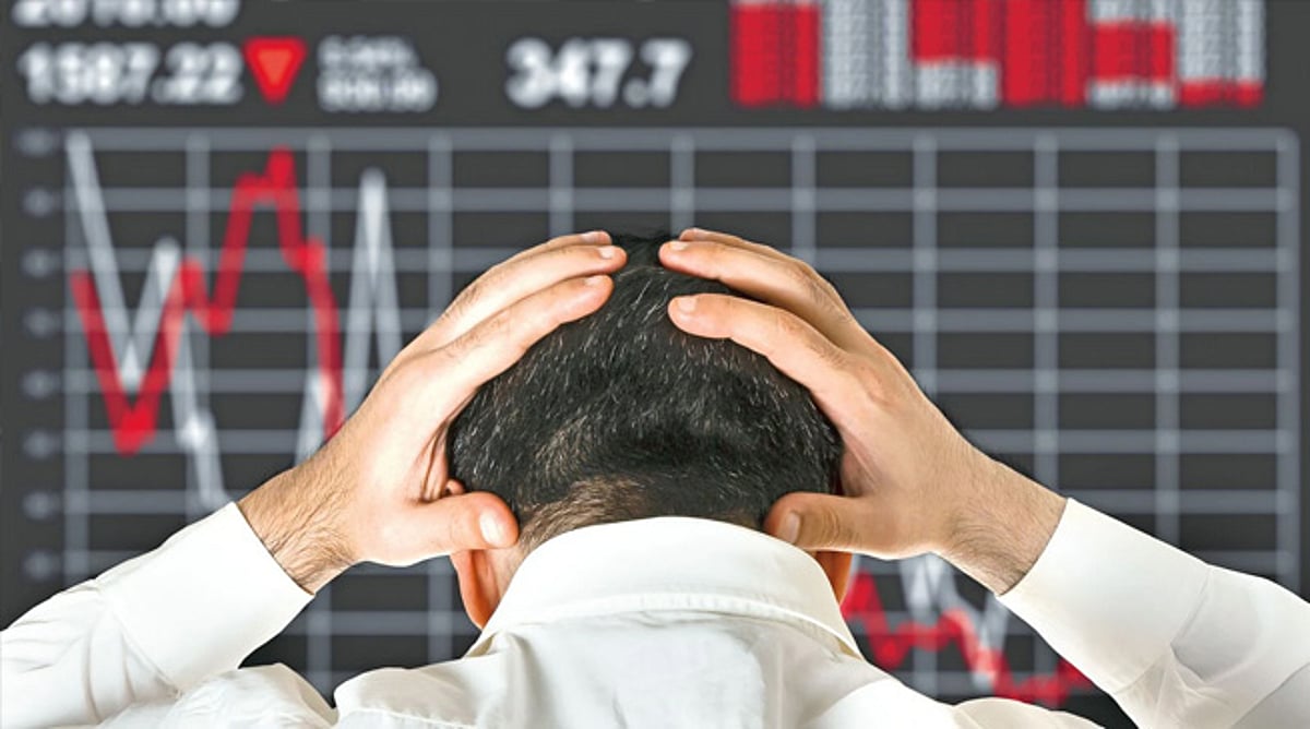 Tech Stocks Tumble Amid AI Fears and Recession Concerns