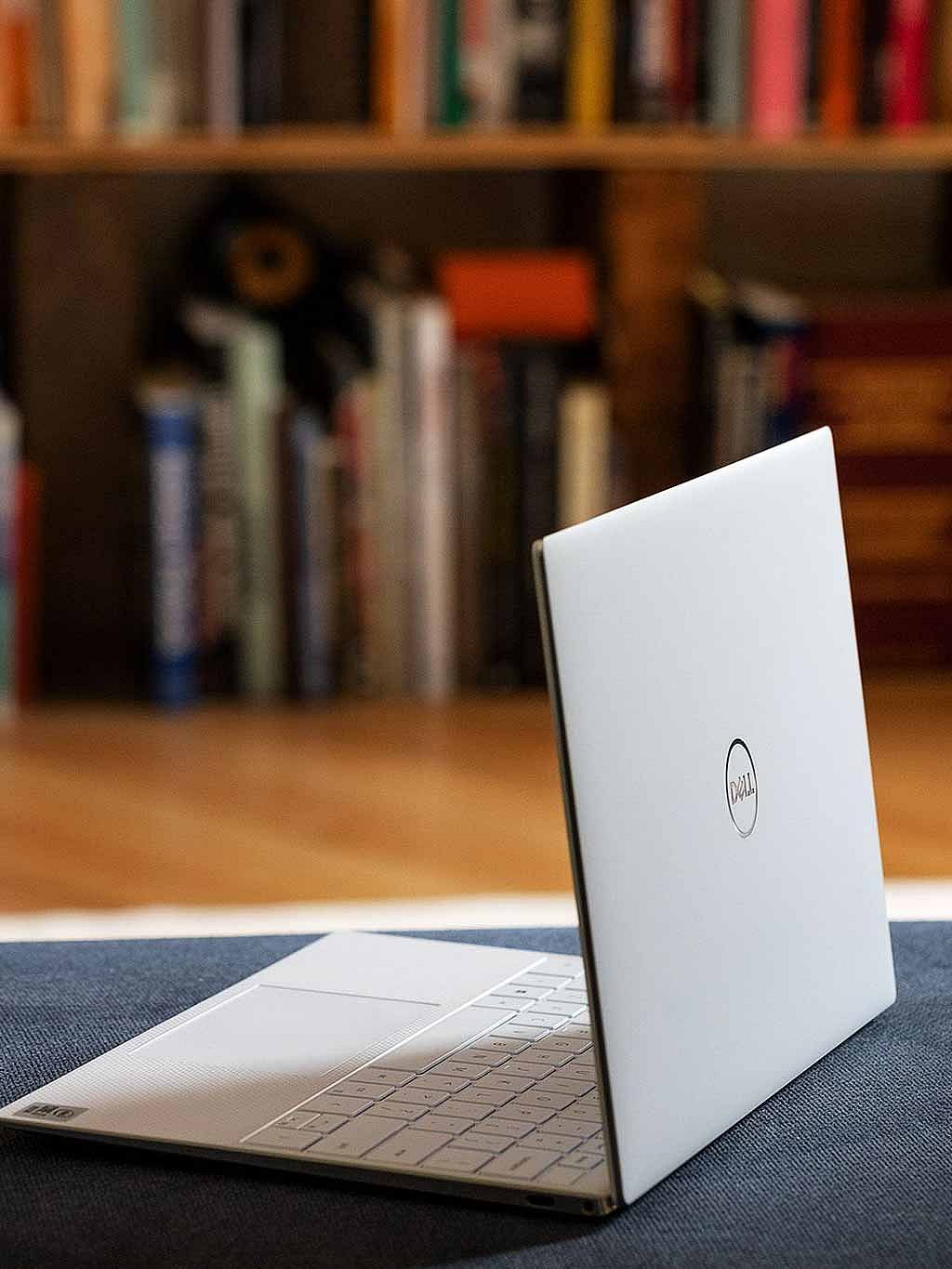 BEST BUDGET LAPTOP FOR COLLEGE STUDENTS 2021 visual data 5