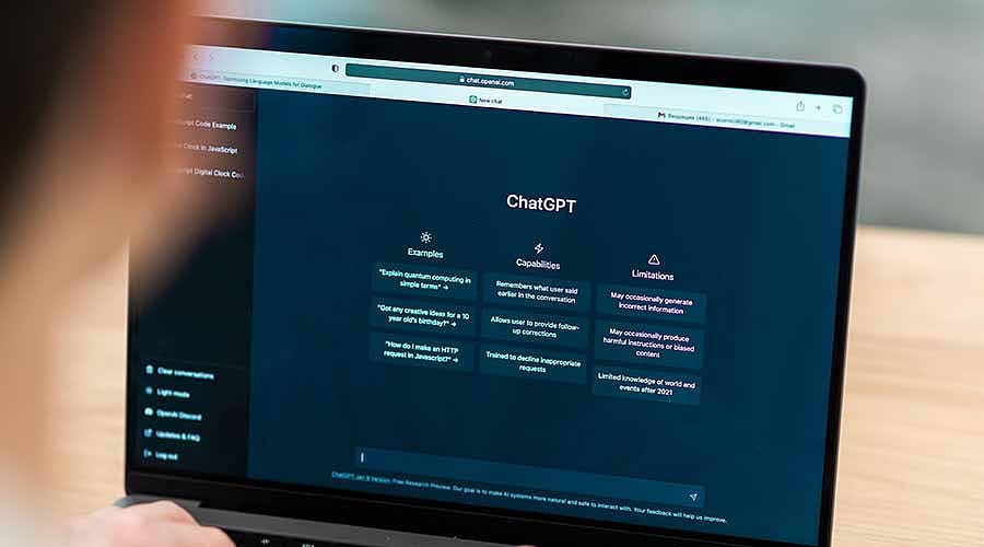 Prompt Generating Top Free AI Prompt Generators in 2025