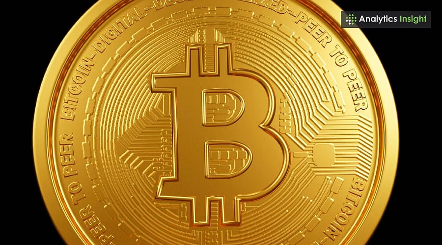 Bitcoin Price Trades Around $121,900 Amid Strong Demand for Bitcoin ETFs