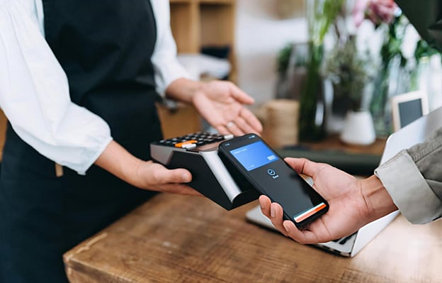 Digital Wallets and Contactless Payments: The Fast Rundown