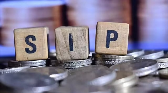 Top Mid-Cap Mutual Funds With Highest SIP Returns in 2026