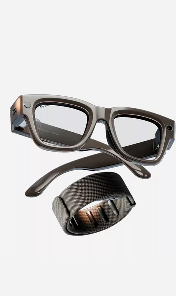 The shift is happening in stages. Today, glasses work with smartphones, but by 2030 they could become the main way to access apps and the internet.