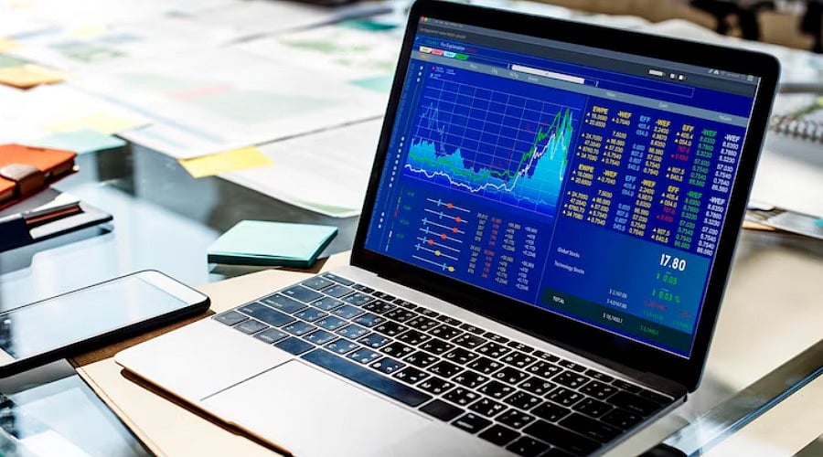 Stock Market Today: Sensex, Nifty Under Pressure as Bank Stocks Weigh on Indices