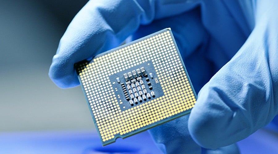 Why the Best-Performing AI ETF isn't a Pure Semiconductor Investment