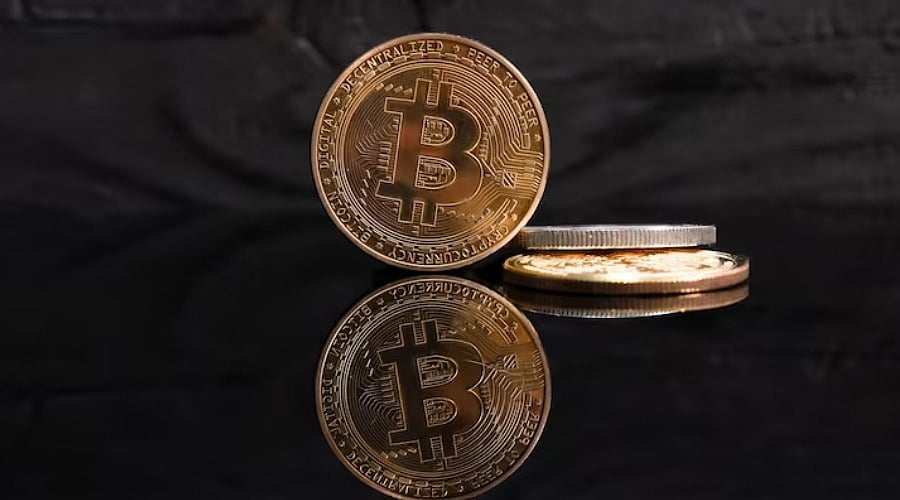 Bitcoin vs Currency Debasement: Why Investors Turn to BTC When the ...
