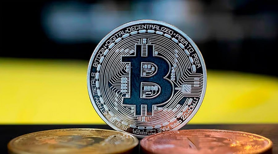 Bitcoin ETFs Post Best Month of 2026 as BTC Holds Near $77K