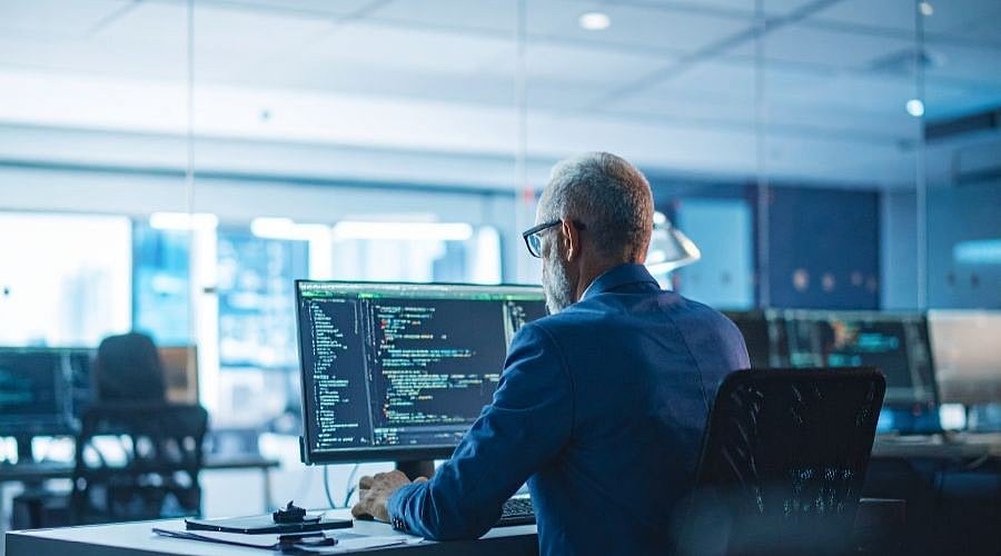 Top Skills Every Computer Science Student Should Learn for a Tech Career