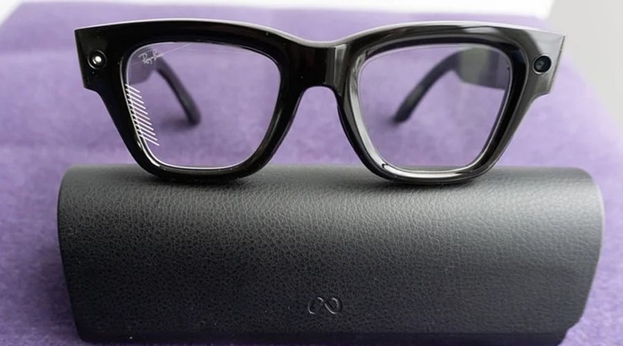 Ray-Ban Meta Display Expands