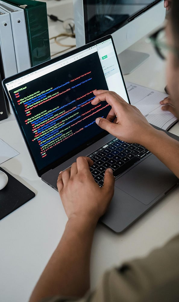 Pune Strengthens Its AI Base: Pune is gaining AI jobs through its IT services, automobile, manufacturing, SaaS, and engineering sectors, creating diverse technology career opportunities.
