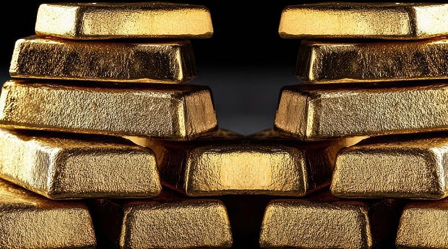 Gold Price Today: MCX Gold Declines 0.14% Amid US-Iran Uncertainty ...