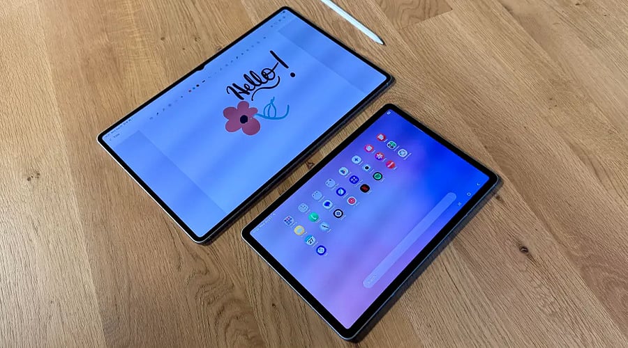 How do the stylus experiences differ?