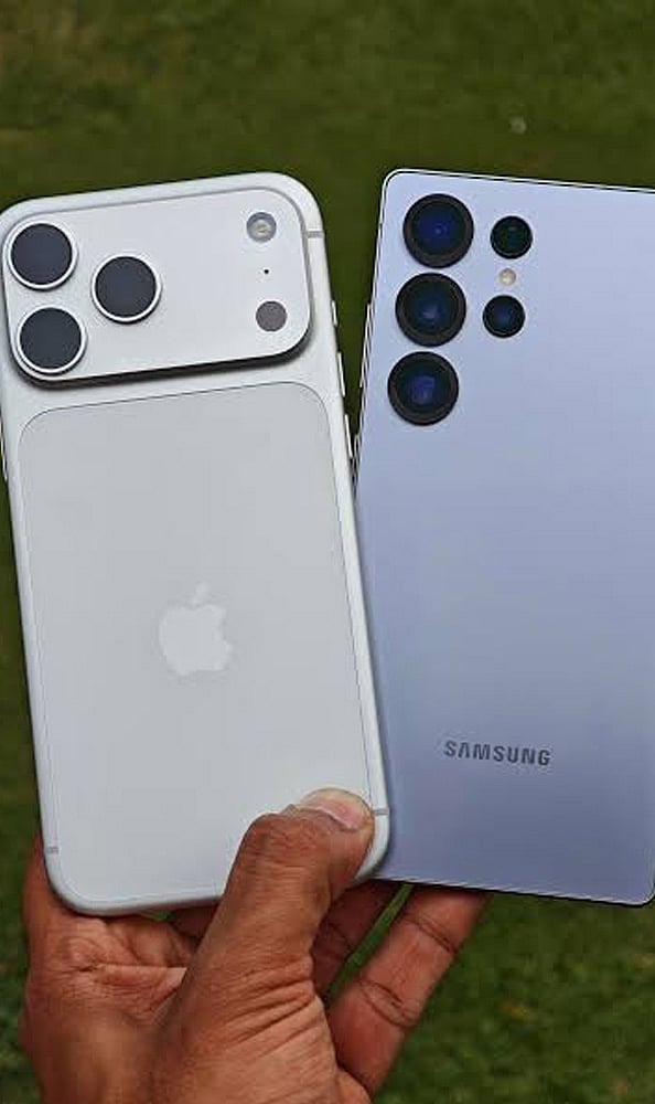 Which Compact Phone Wins: