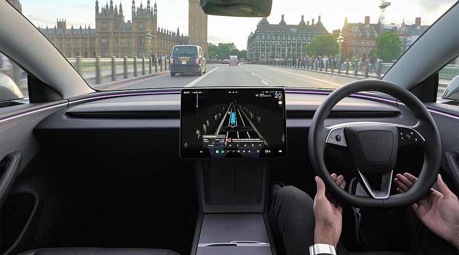 Tesla’s Assisted Driving Rebrand Puts Spotlight on Self-Driving Claims