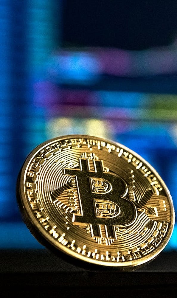 Limited Market Liquidity: When fewer buyers are available, large sell orders can move Bitcoin prices sharply, increasing volatility during periods of market stress.