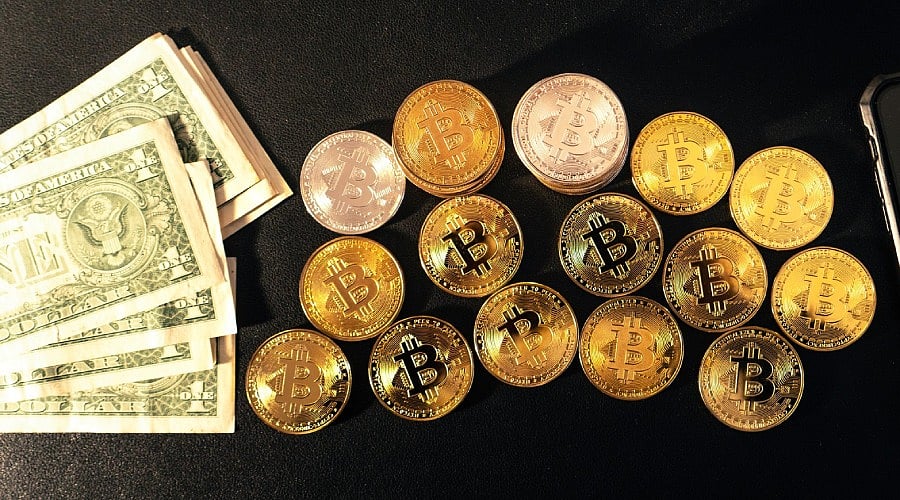 How Money Evolved from Fiat Currency to Cryptocurrency