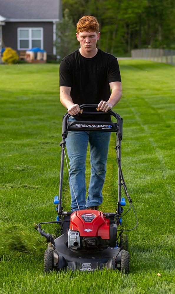 Grass-Collection-and-Mulching
