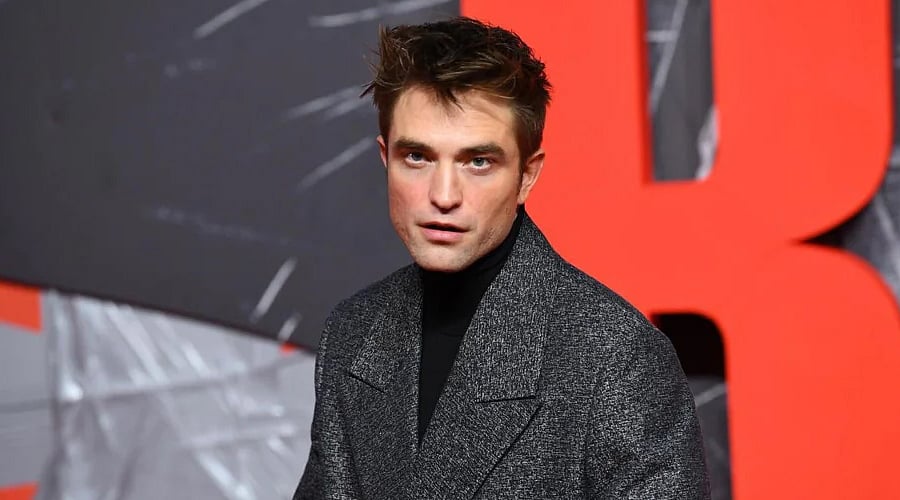 Robert Pattinson Returns as Bruce Wayne