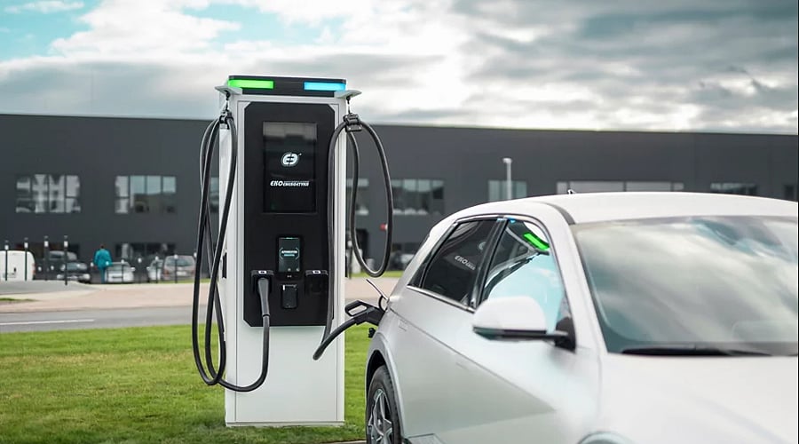 An electric vehicle may promise an impressive driving range