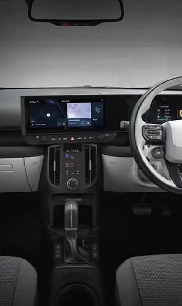 Dual 12.3-Inch Screens Inside The Cabin: One of the biggest highlights is the dual-screen dashboard featuring two 12.3-inch displays. Hyundai has also retained physical shortcut buttons and rotary controls, offering convenient access to key functions while driving.