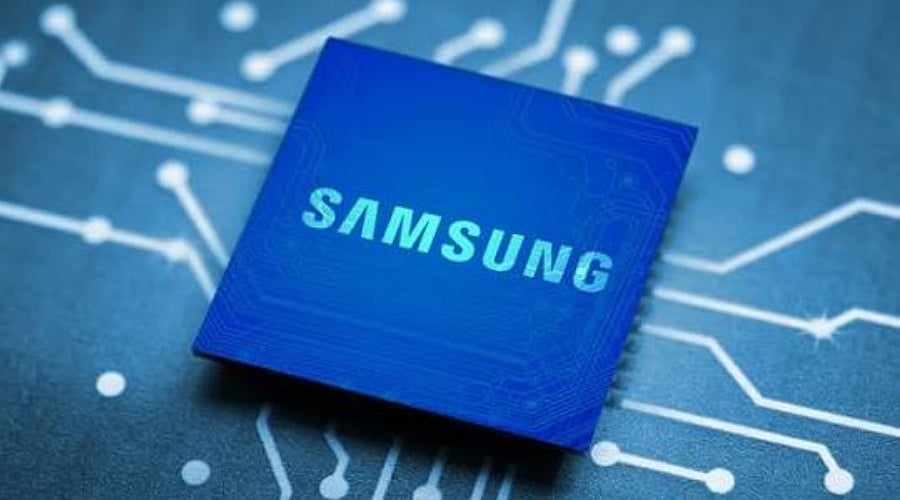 During the 1980s and 1990s, Samsung increased its investment in semiconductors, telecommunications, and advanced electronic
