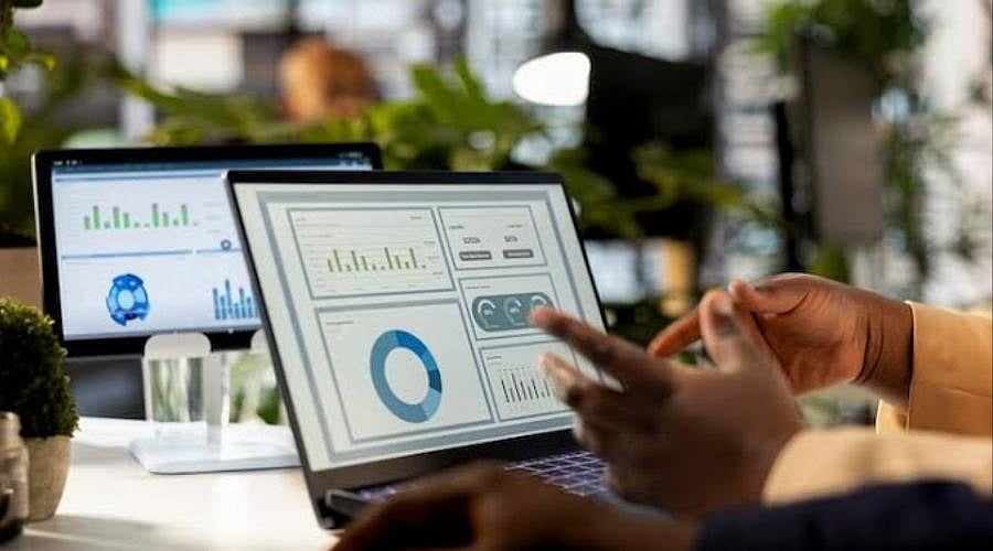 10 Best Embedded Analytics Platforms for SaaS Teams
