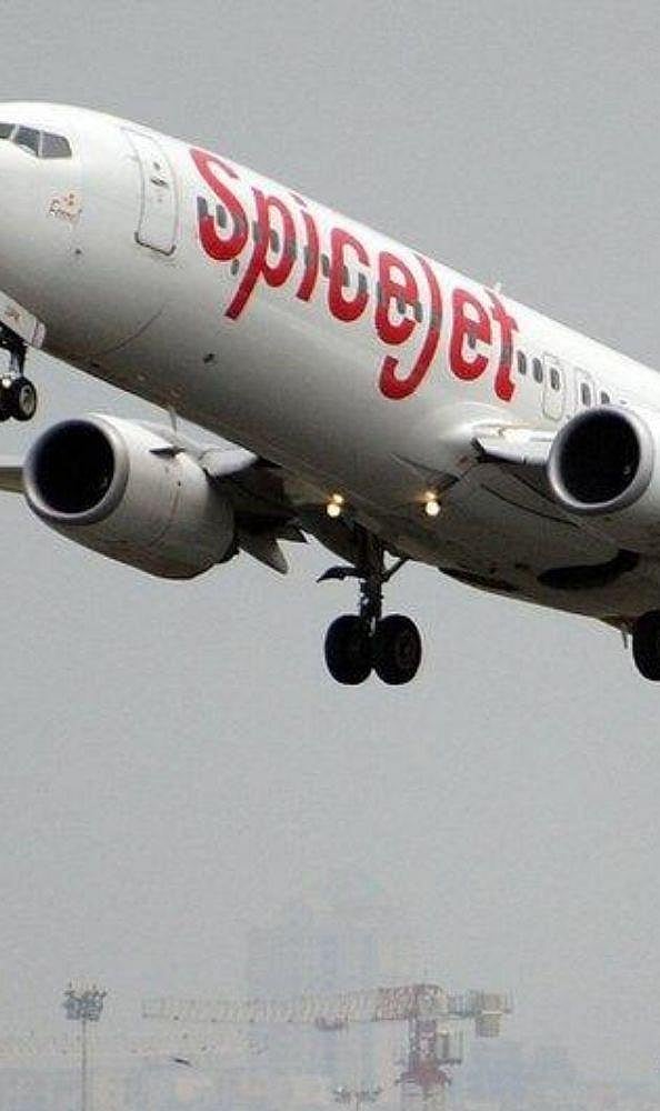 SpiceJet: SpiceJet shares may remain vulnerable amid surging crude prices, highlighting concerns about fuel expenses and their potential impact on operating costs.
