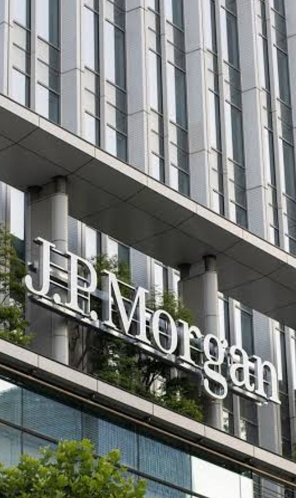 Meet the Two Funds: The funds, MONY and JLTXX, offer blockchain-based access to money market investments through JPMorgan’s Morgan Money platform.