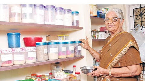 சப்பு கொட்டும் சப்போட்டா பாயாசம் 