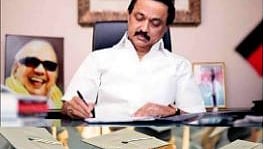 அரசு பணியிடங்களில் முதல் தலைமுறை பட்டதாரிகளுக்கு முன்னுரிமை – தமிழ்நாடு அரசு! 