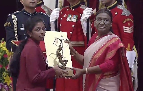 அர்ஜுனா விருது பெற்ற தமிழக செஸ் வீரர் வைஷாலி!