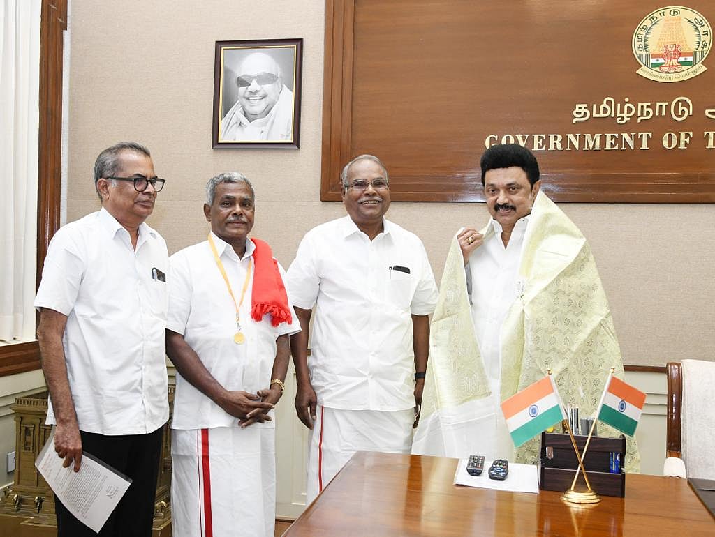 உயிருக்கு அச்சுறுத்தல் - மதுரை துணைமேயருக்கு பாதுகாப்பு தர முதல்வரிடம் நேரில் கோரல்!