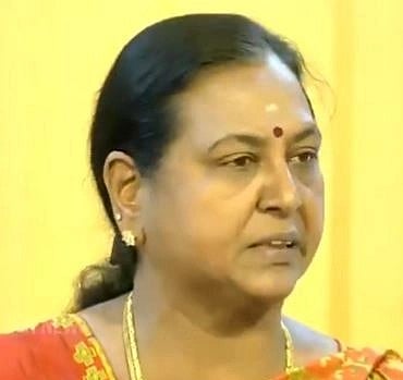 14+1 சீட்டு தந்தால்தான் ஆச்சு! - தே.மு.தி.க. பிரேமலதா பூடகமாகச் சொல்லியிருப்பது என்ன? 