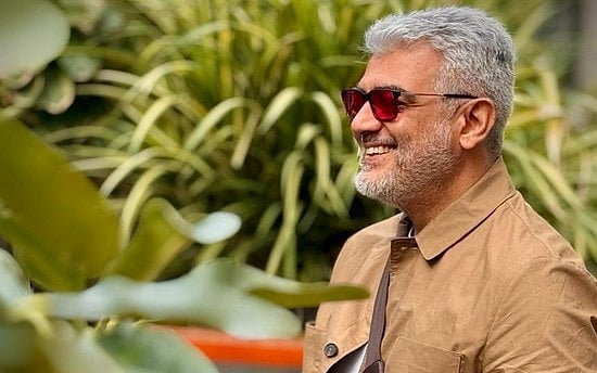 காதுக்கு கீழே கட்டி… அவசரமாக நடைபெற்ற ஆப்ரேஷன்… அஜித் எப்படி உள்ளார்?