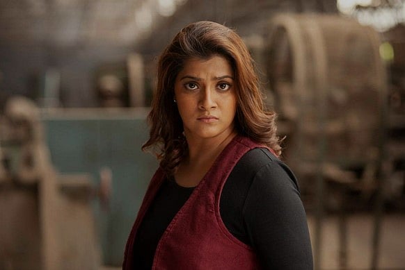 பொய் செய்திகளை நிறுத்துங்கள்… ஊடகங்களுக்கு வரலட்சுமி  அட்வைஸ்!