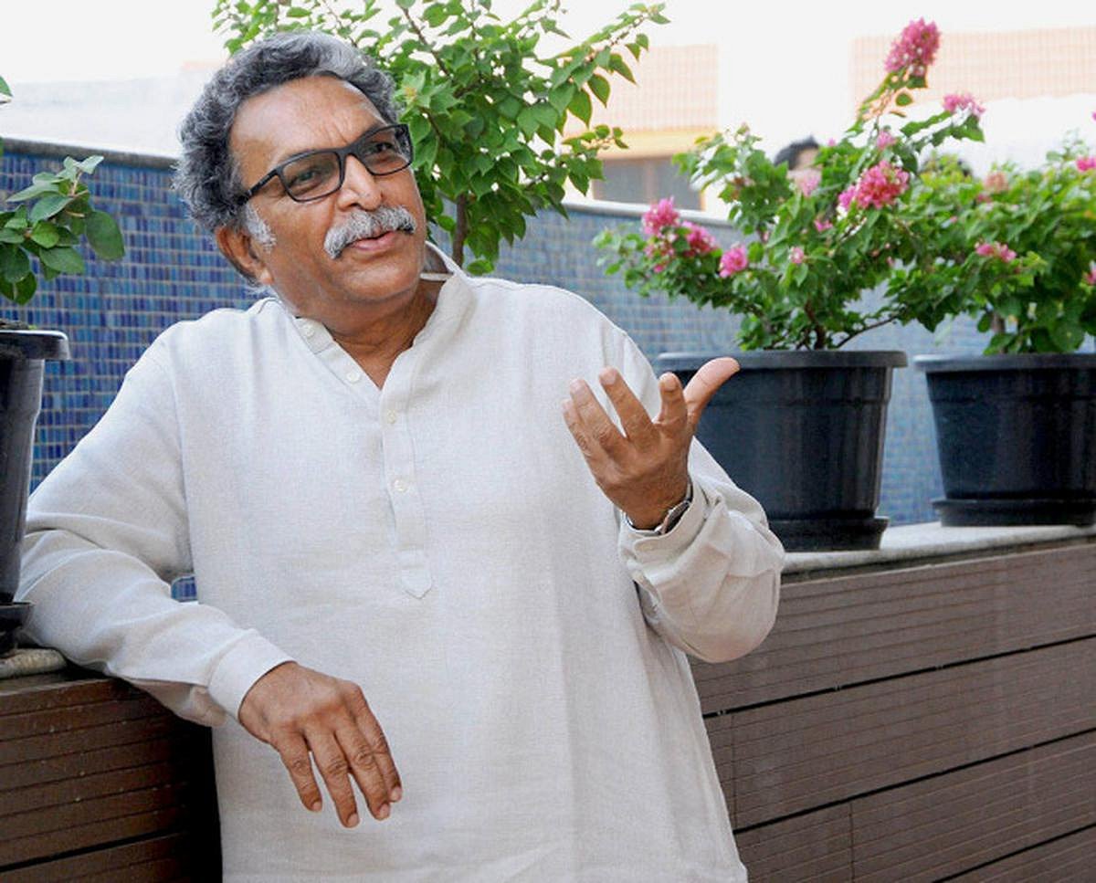 செக்யூரிட்டி, சர்வர் வேலை வரை பார்த்தபின் தான் நடிகன் ஆனேன்! - நாசர்