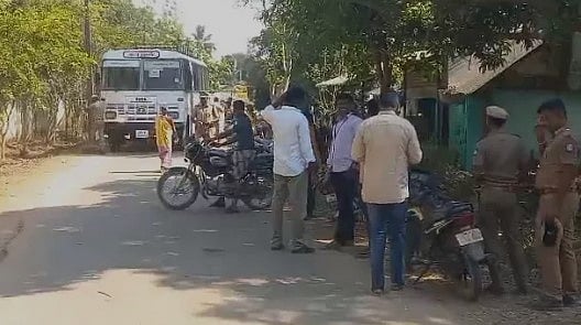 வி.சி.க. – பா.ஜ.க. நிர்வாகிகள் மோதல்…மண்டை உடைப்பு... வாக்குப் பதிவு நிறுத்தம்!