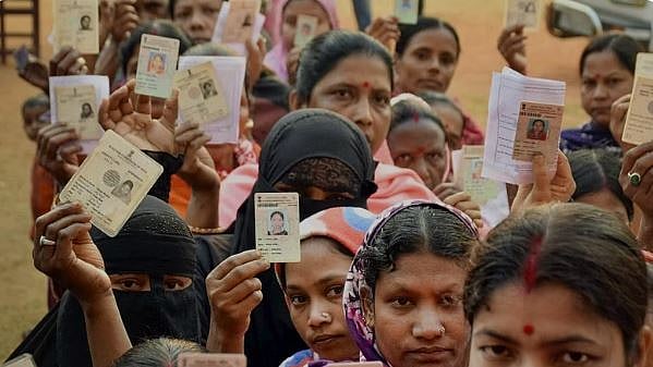 நாளை இரண்டாம் கட்ட வாக்குப் பதிவு; 13 மாநிலங்களில் 89 தொகுதிகளுக்கு!