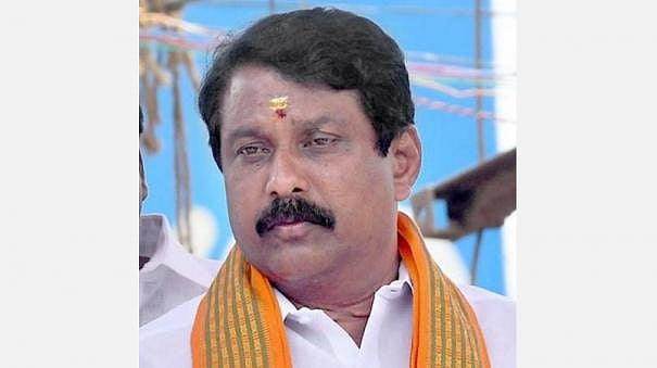 நயினார் நாகேந்திரன் மீது சட்டப்படி நடவடிக்கை எடுக்கச் சொல்கிறார் முத்தரசன்!